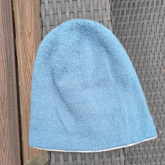 Hand Knit Nordic Hat/Toque - Picture 6 of 6
